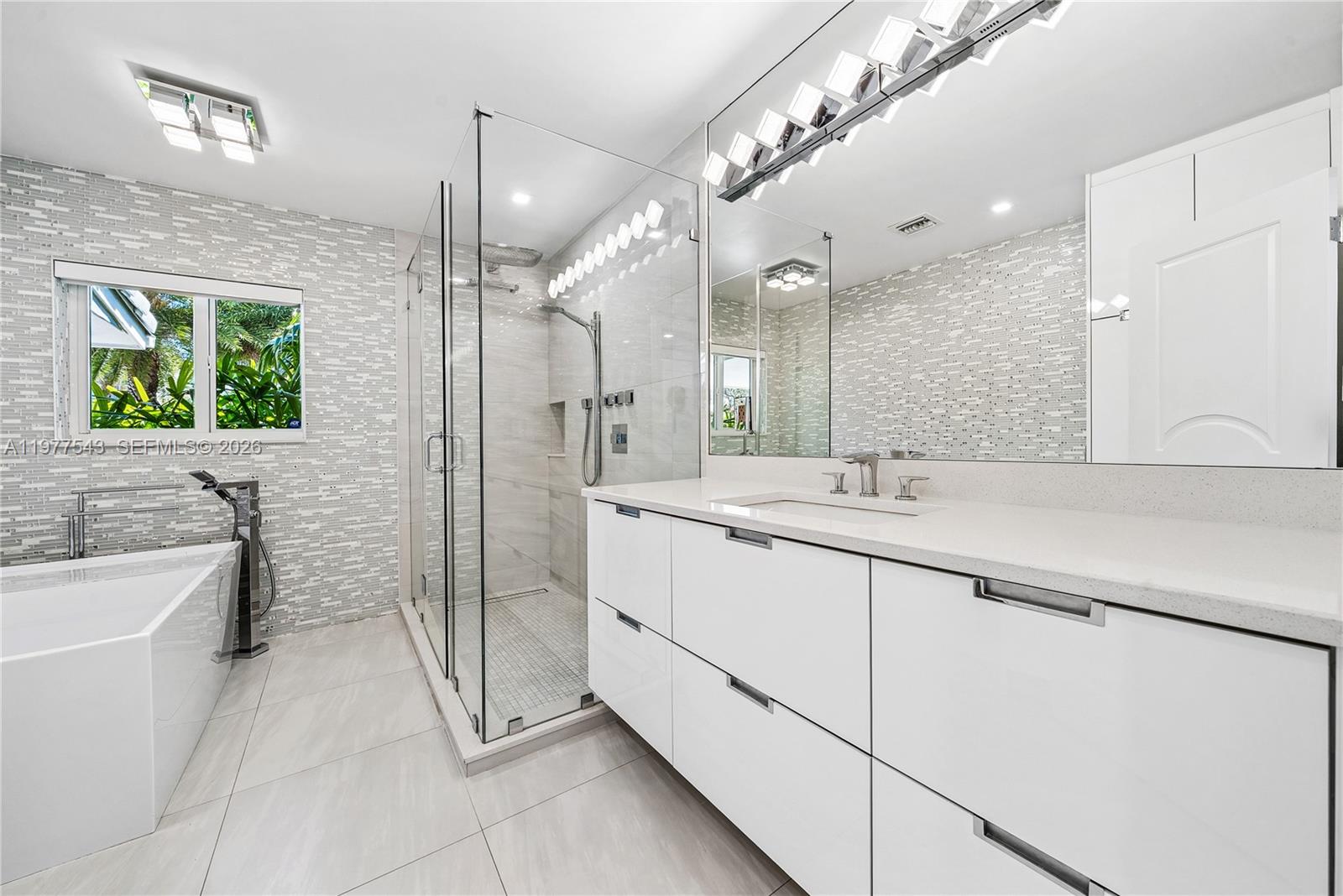 LAKE PLACID - Residential