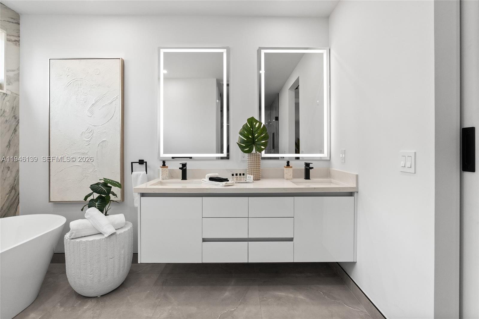 LAUDERDALE - Residential Lease