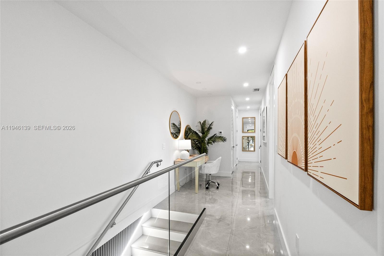 LAUDERDALE - Residential Lease