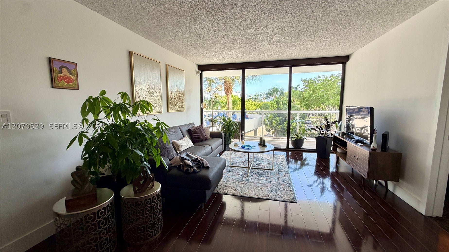 3701 N Country Club Dr 304