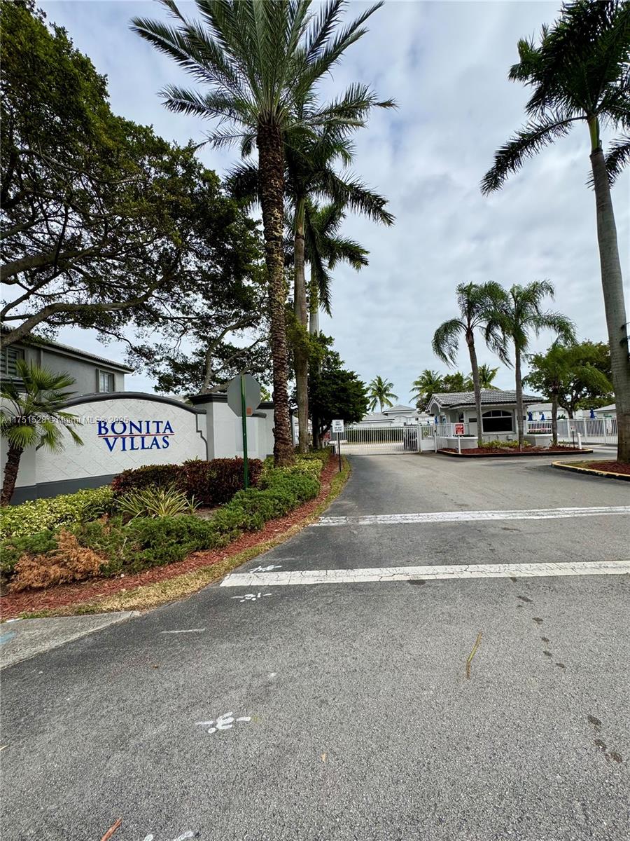 BONITA VILLAS CONDO - Residential