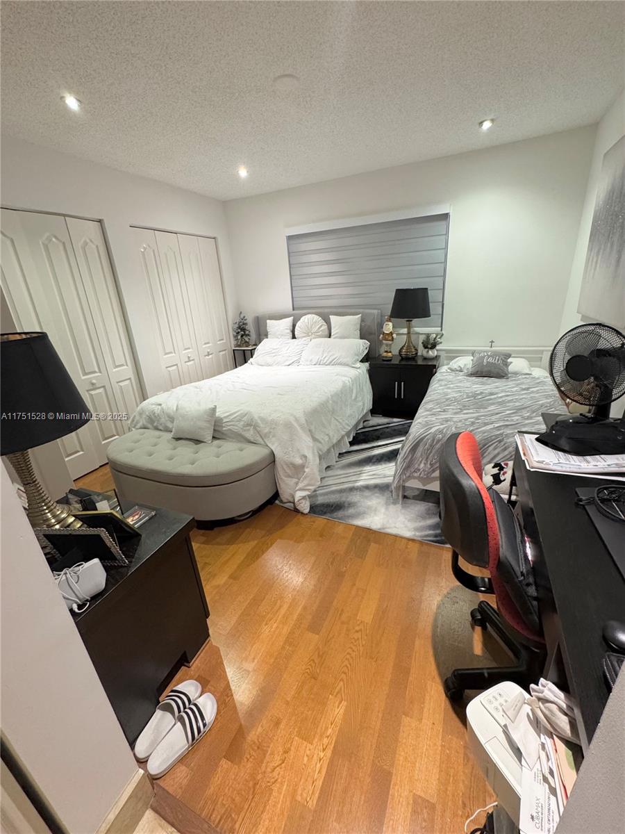 BONITA VILLAS CONDO - Residential