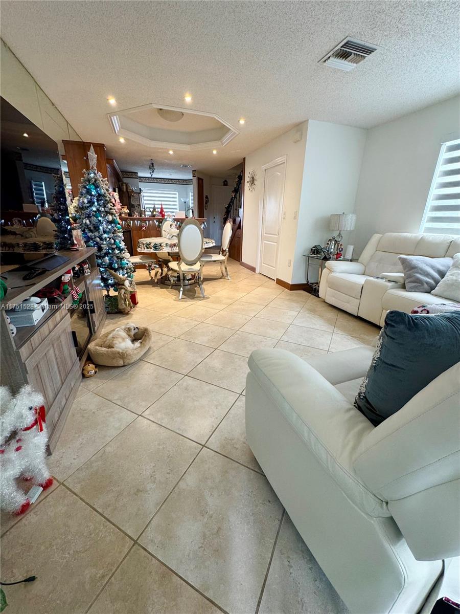 BONITA VILLAS CONDO - Residential
