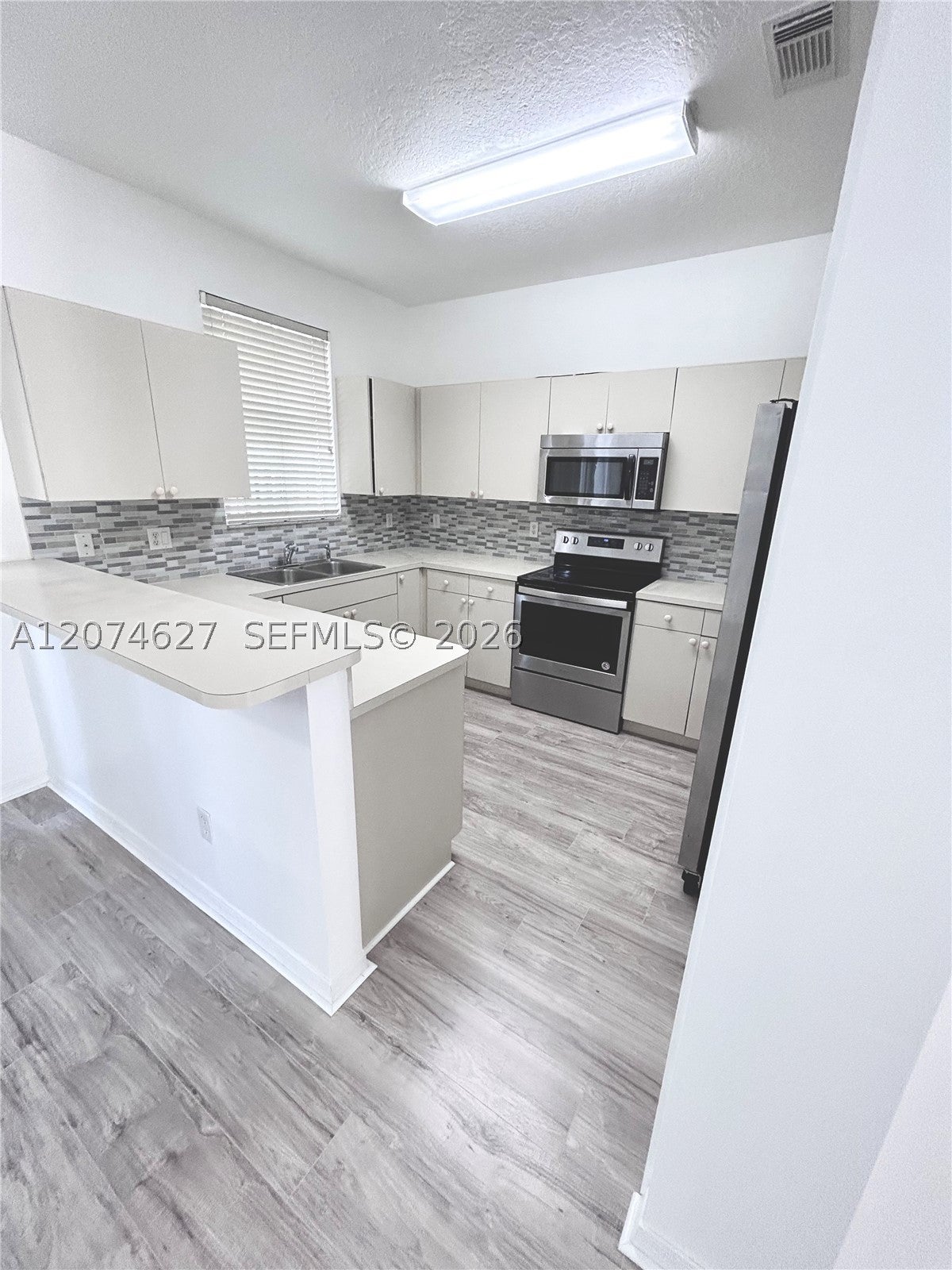 4356 NW 116th Ave 4356