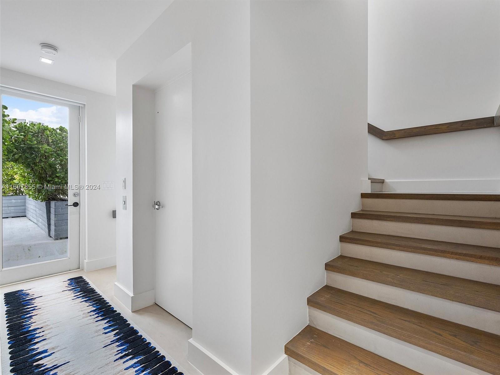 AQUA AT ALLISON ISLAND - Residential