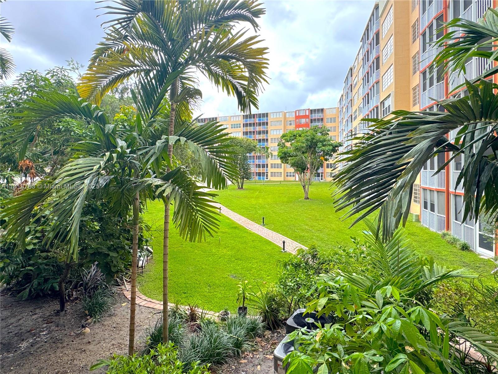 Property for Sale at 1750 Ne 191st St 224-4, Miami, Broward County, Florida - Bedrooms: 1 
Bathrooms: 2  - $125,000