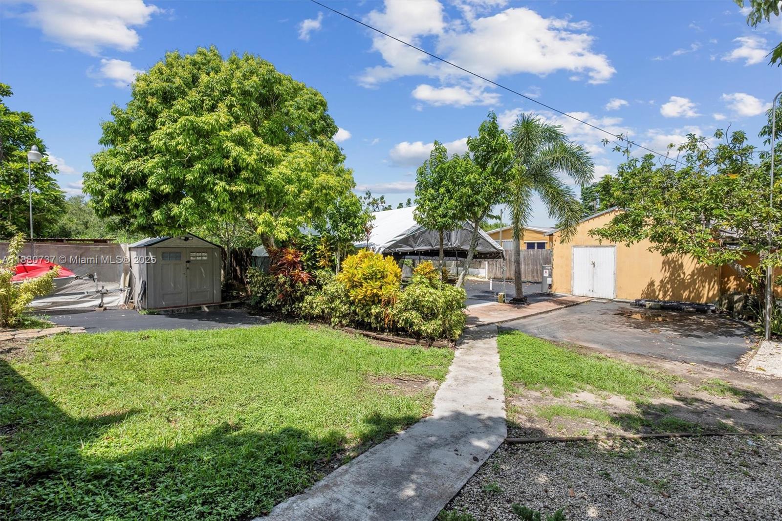 Bonanza Ranchos - Residential