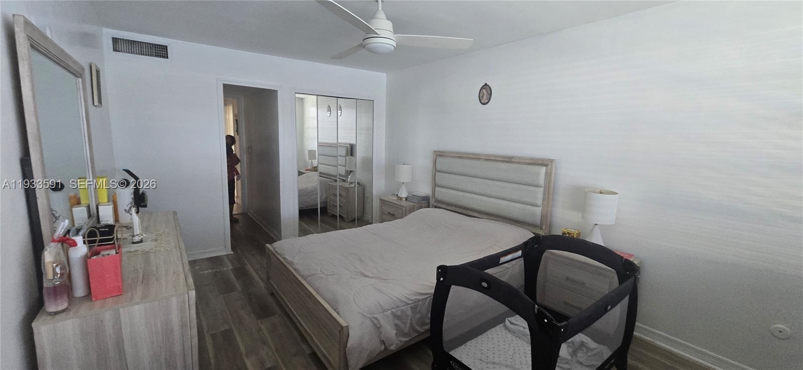 FIRST FORUM CONDO - Residential