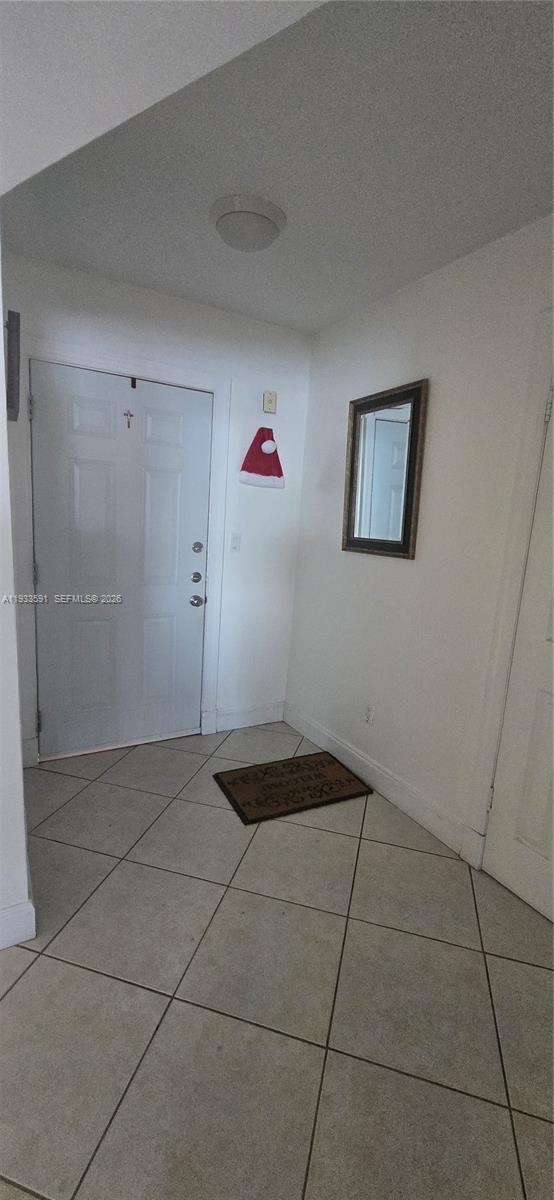 FIRST FORUM CONDO - Residential