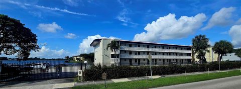 Photo of 18900 NE 14th Ave #D105, Miami, FL 33179 (MLS # A11933591)