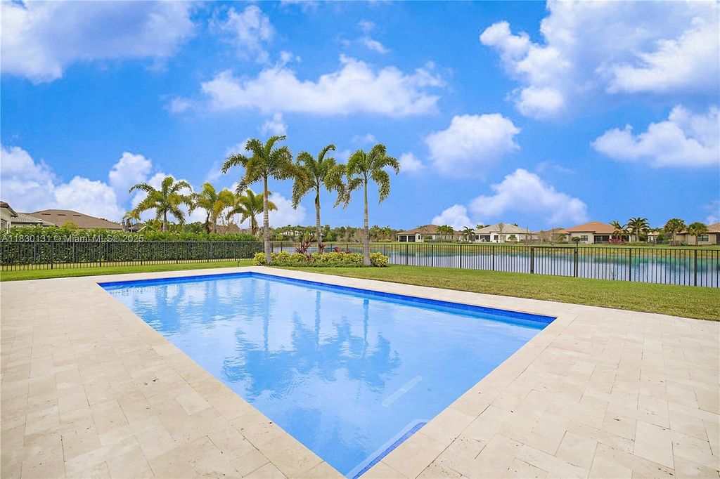 Photo of 9117 Balsamo Dr #9117, Palm Beach Gardens, FL 33412 (MLS # A11830131)