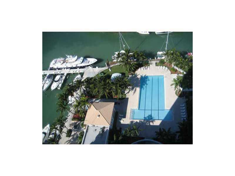 SUNSET HARBOUR NORTH COND - Residential Lease