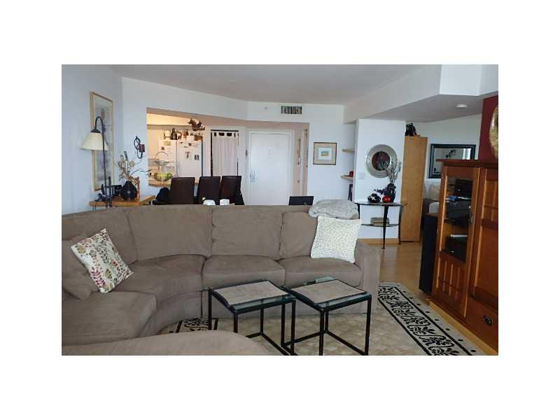SUNSET HARBOUR NORTH COND - Residential Lease