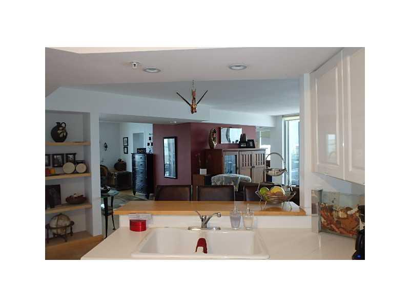 SUNSET HARBOUR NORTH COND - Residential Lease