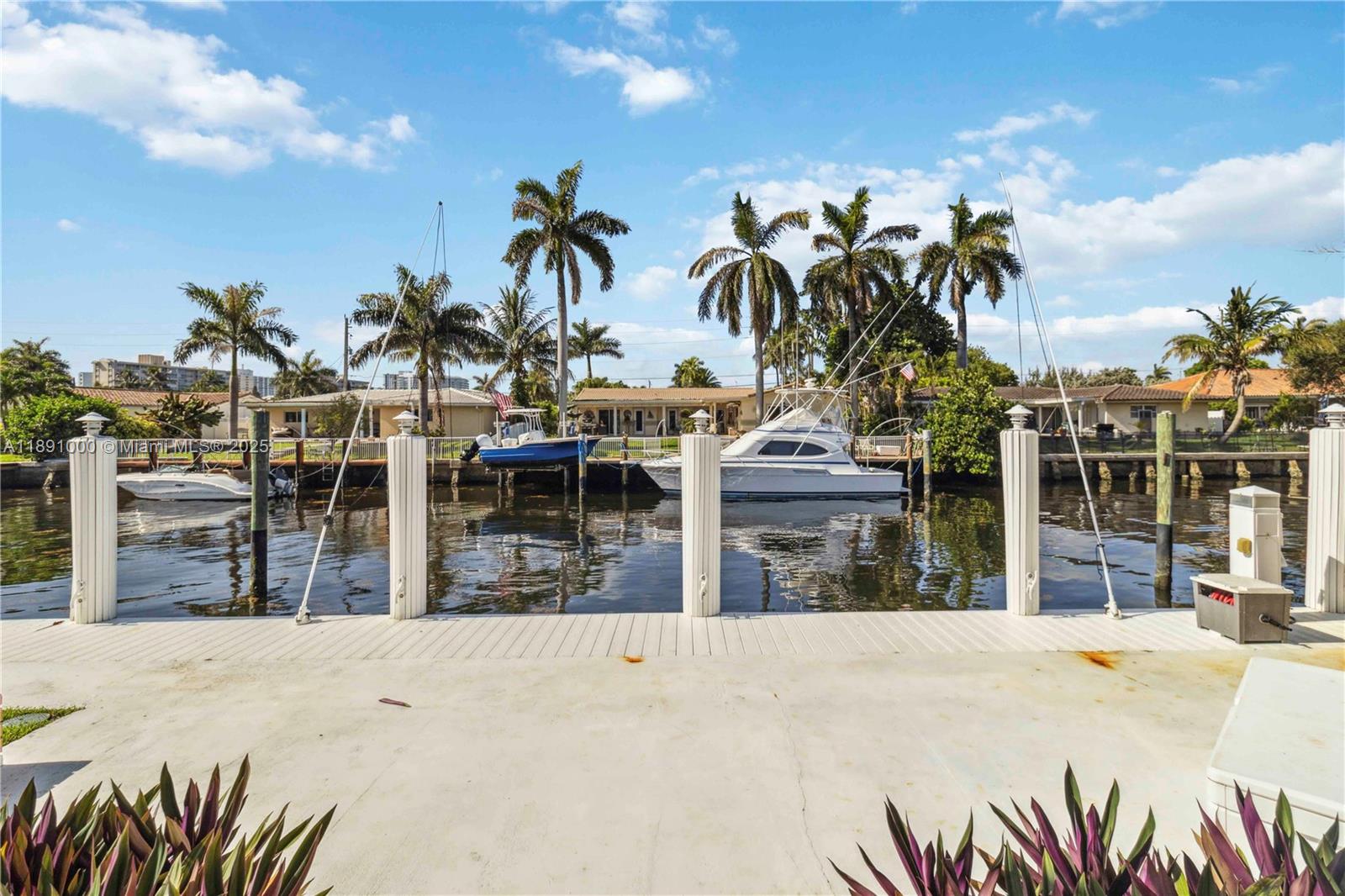 HARBOR VILLAGE SEC F - Residential Lease