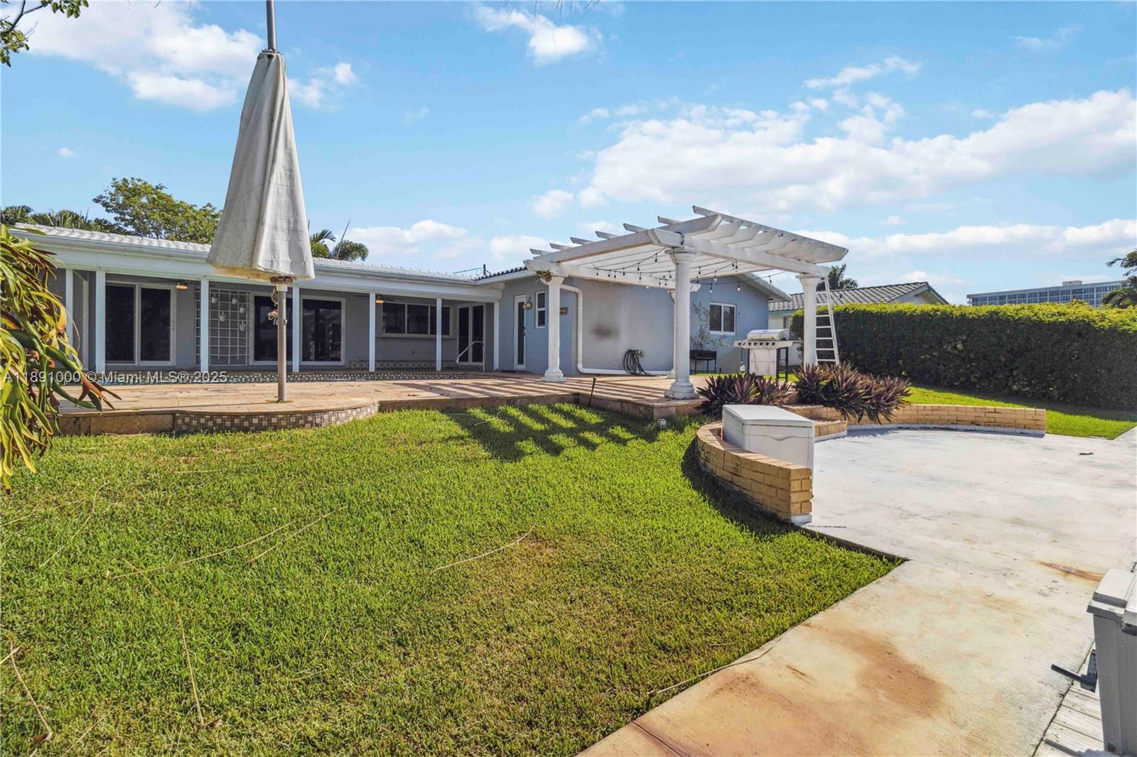 HARBOR VILLAGE SEC F - Residential Lease