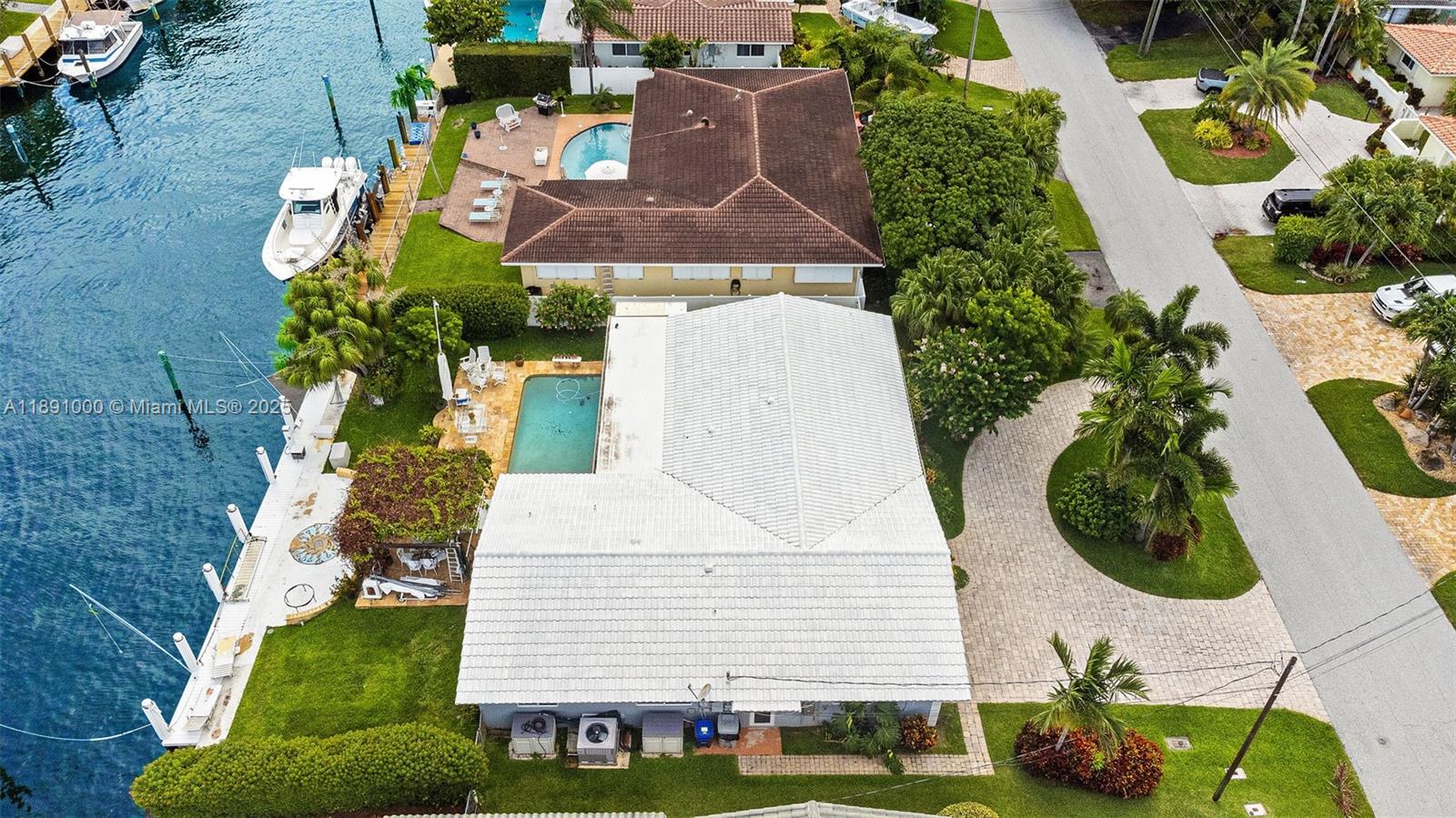 HARBOR VILLAGE SEC F - Residential Lease