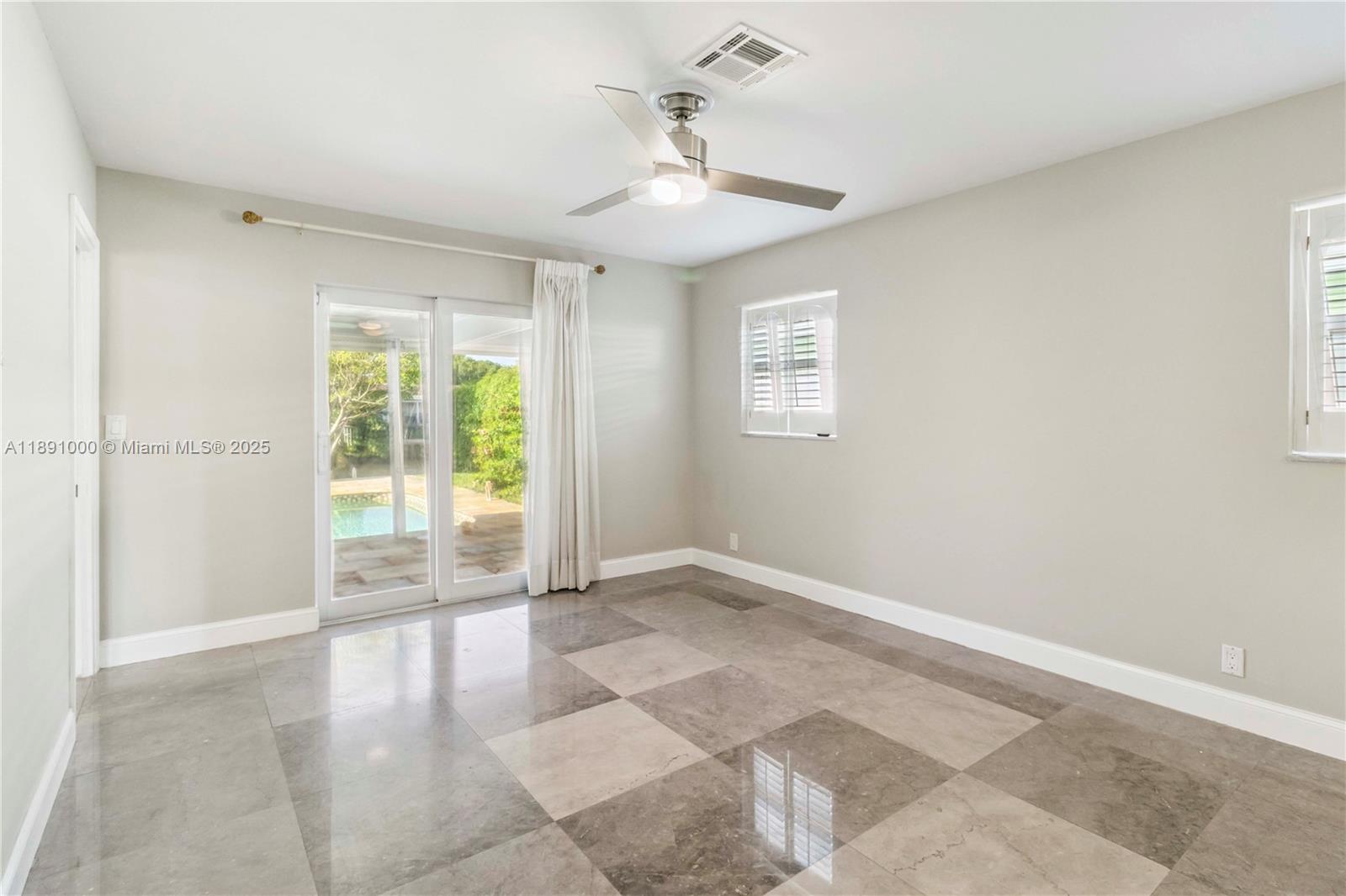 HARBOR VILLAGE SEC F - Residential Lease