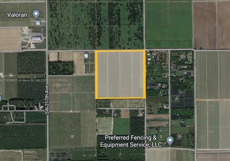 Great opportunity to own this 40 acre track of land. Located right off SW 212 Avenue and SW 328 St. This land has been farmed for many years with field crop vegetables. Possible owner financing available.