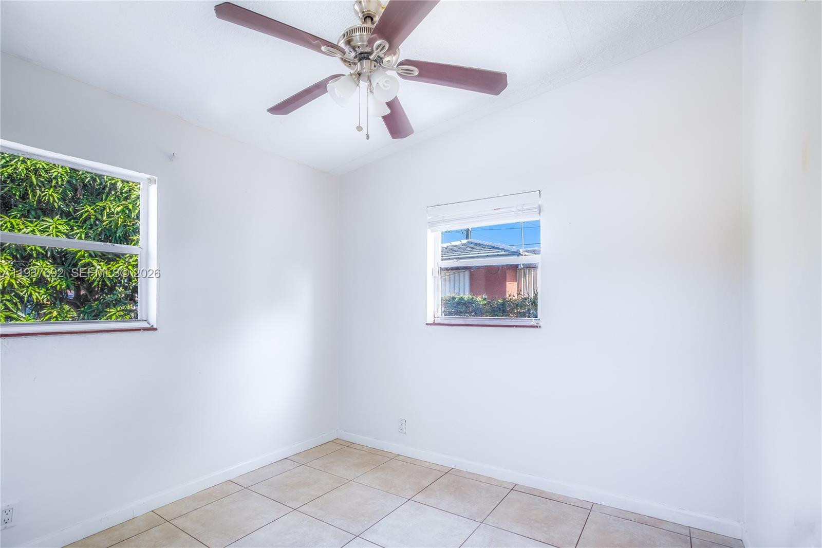 ROOSEVELT ESTATES - Residential