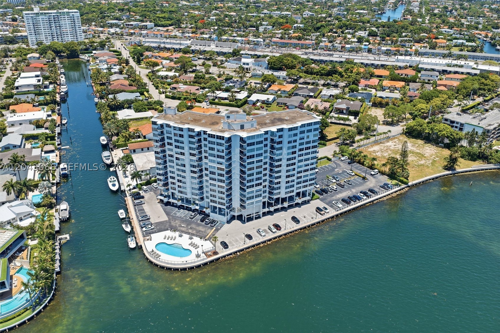 11930 N Bayshore Dr 609
