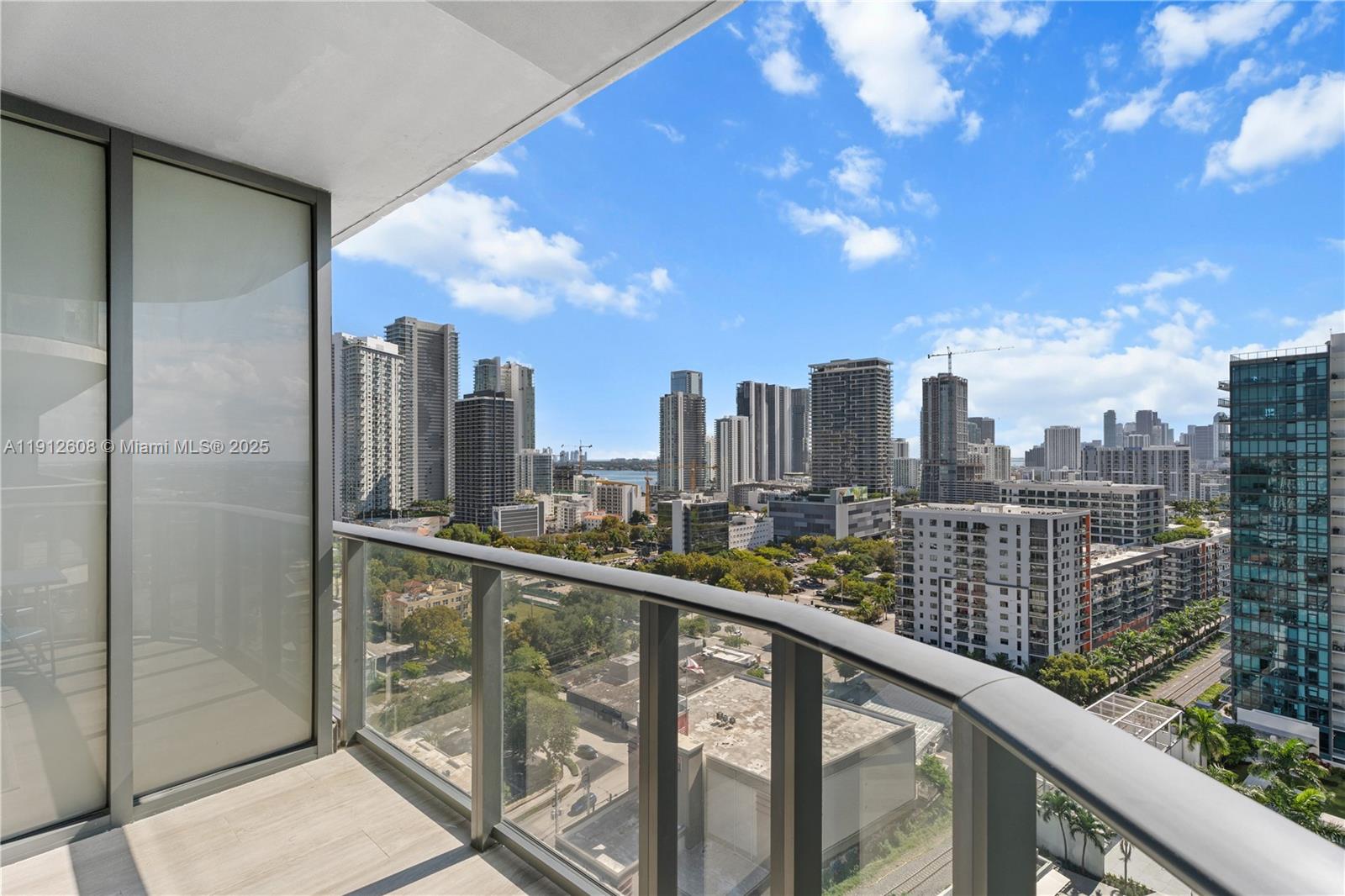 3401 MIDTOWN CONDO - Residential