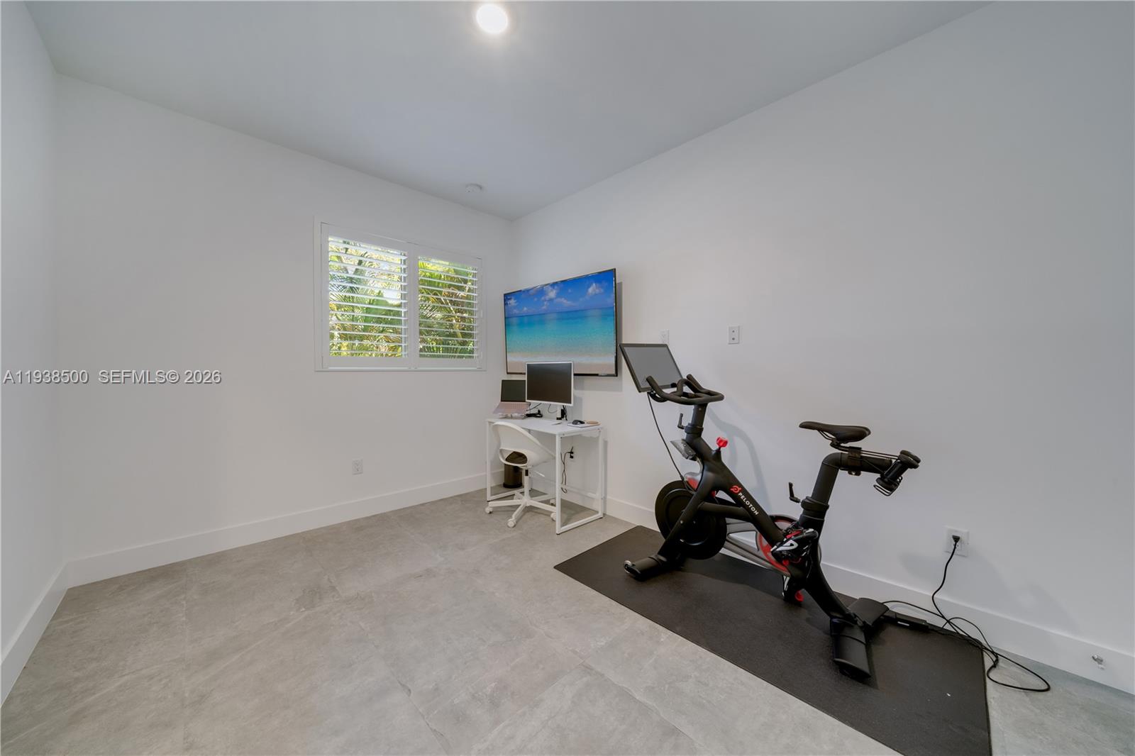 3072-3074 INDIANA ST COND - Residential