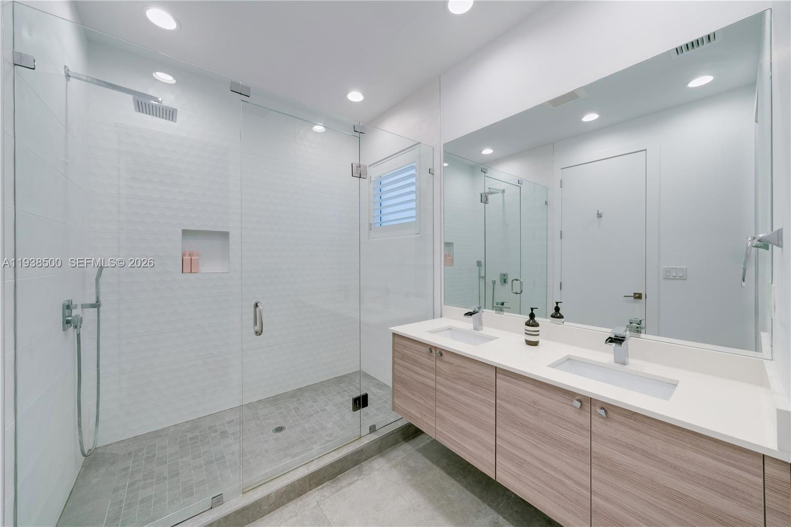 3072-3074 INDIANA ST COND - Residential