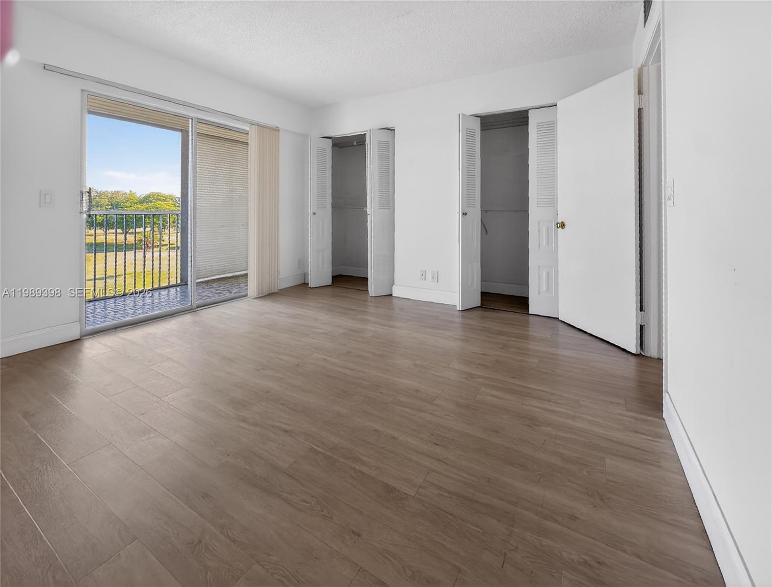 NEW HAMPTON AT CENTURY VI - Residential