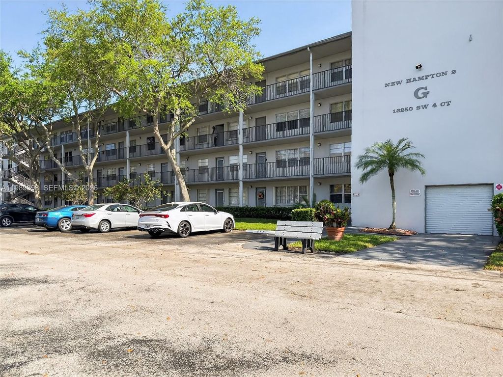 Photo of 13250 SW 4th Ct #409G, Pembroke Pines, FL 33027 (MLS # A11989398)