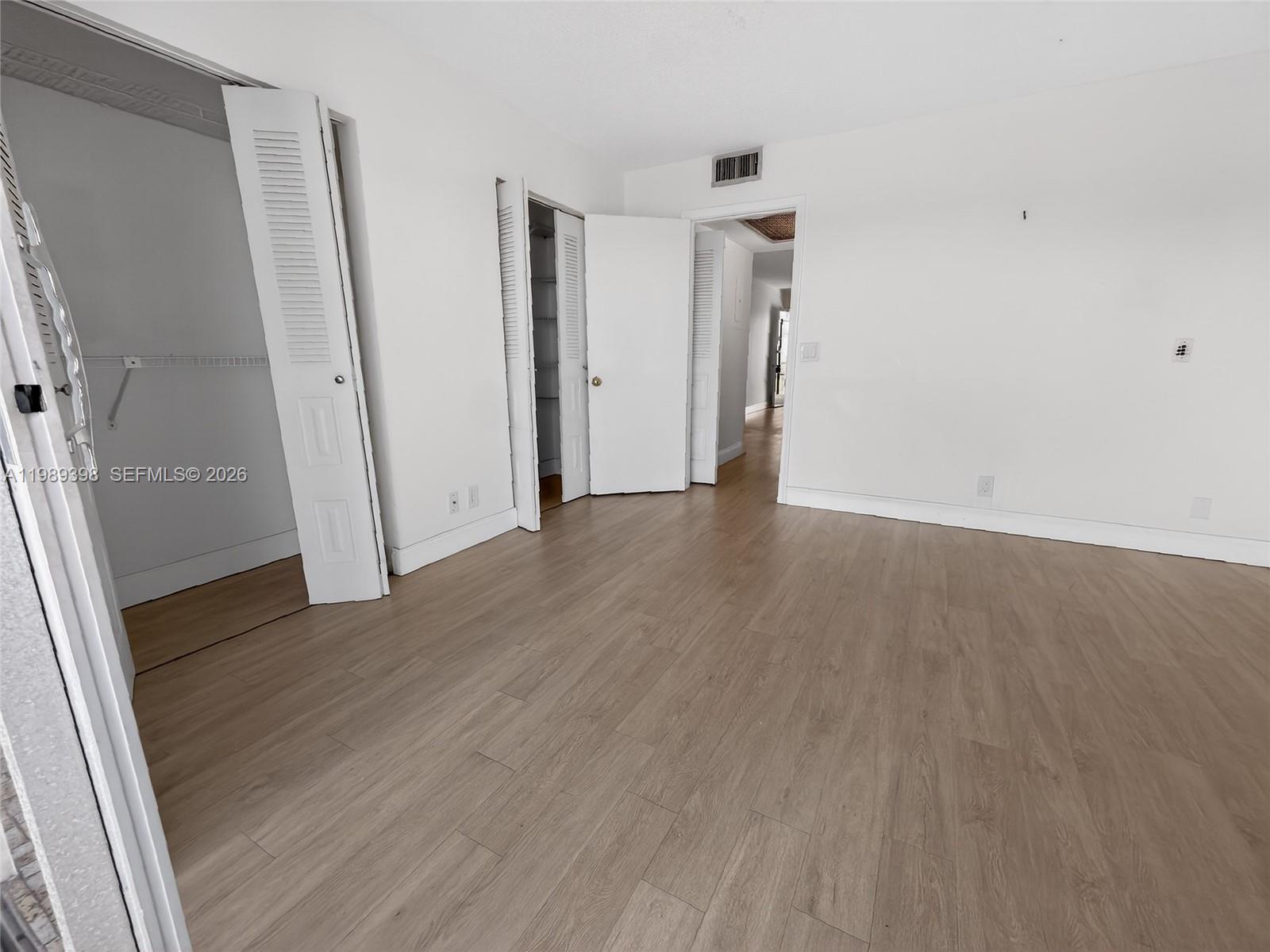 NEW HAMPTON AT CENTURY VI - Residential