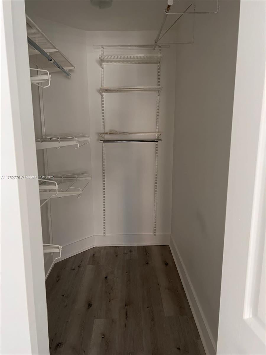 ISOLA CONDO - Residential Lease