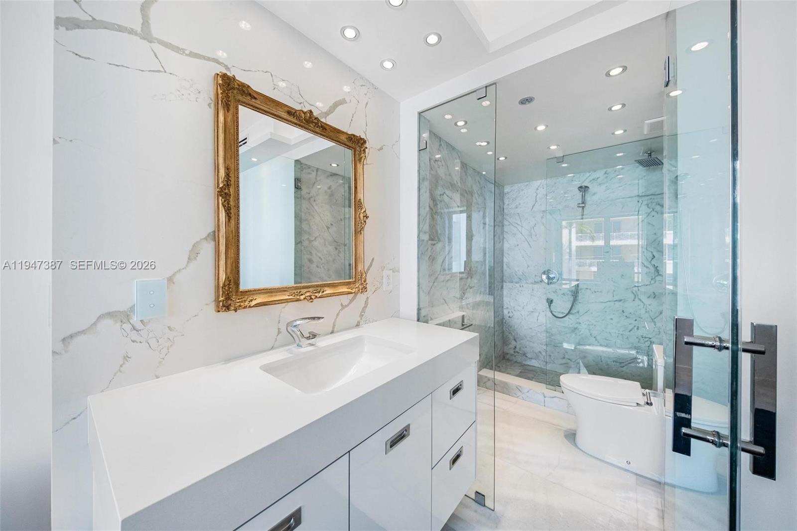 BELLE ISLE - Residential