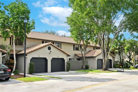 A home in Plantation