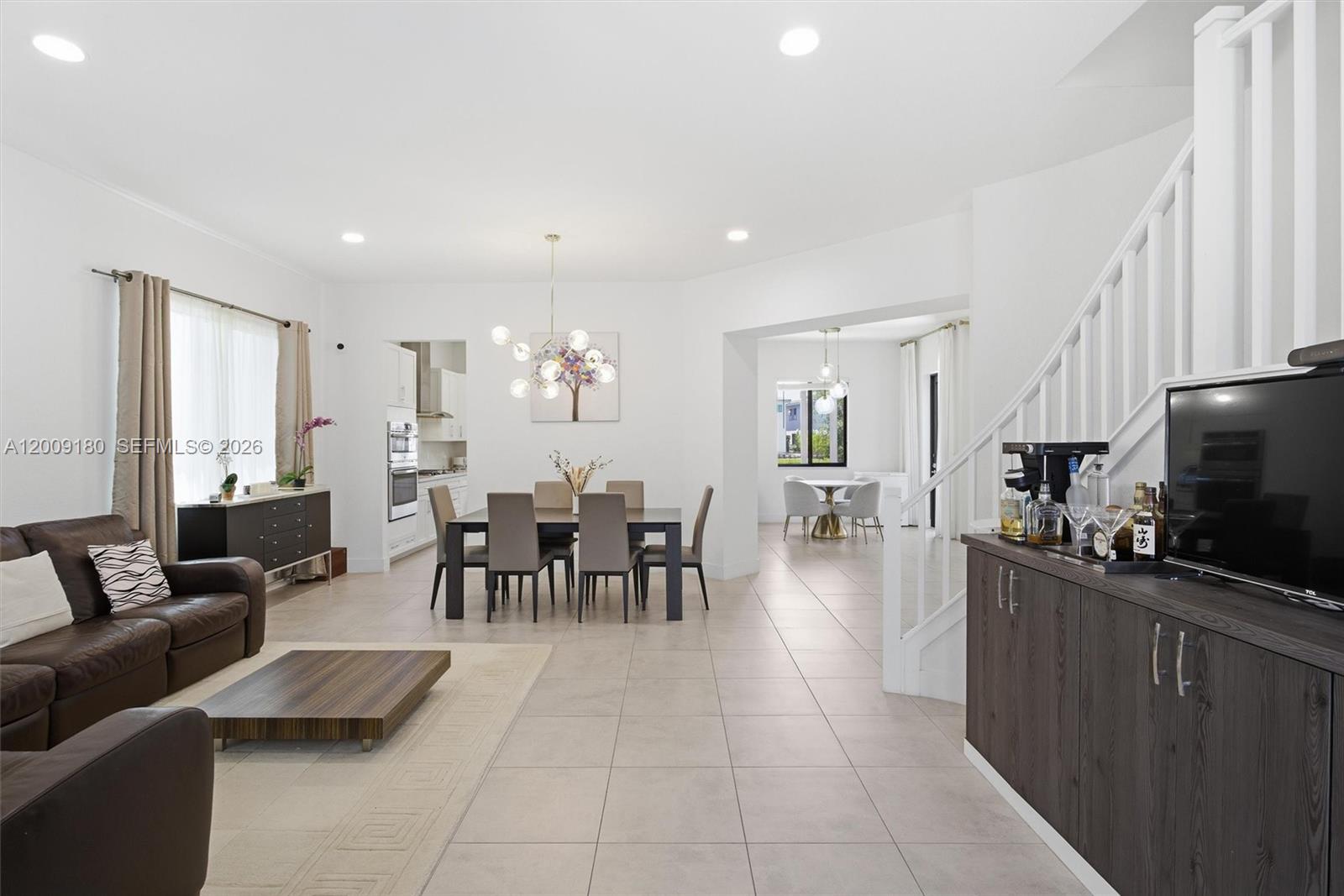 CASCATA AT MIRALAGO - Residential