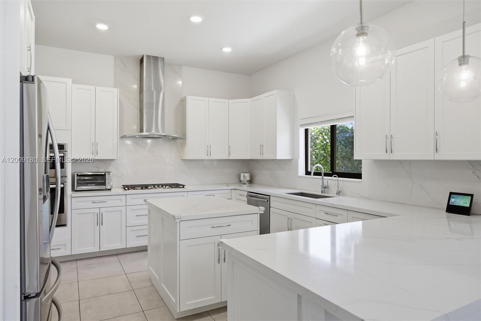 CASCATA AT MIRALAGO - Residential