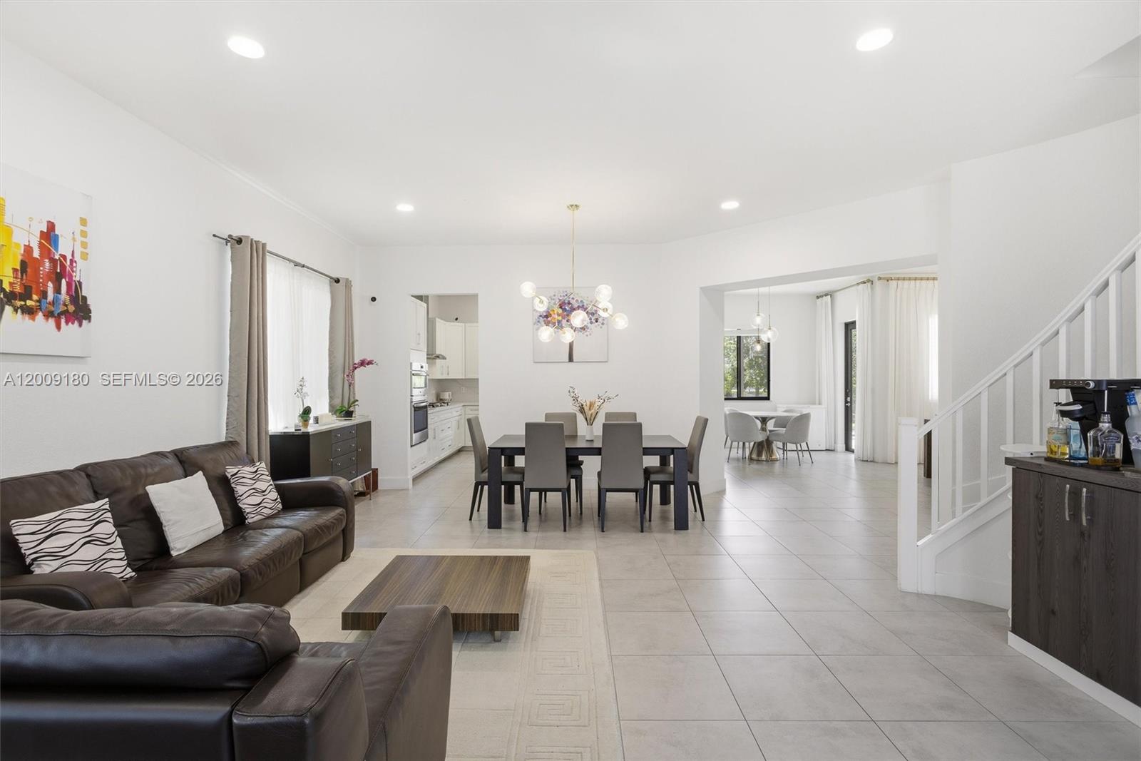 CASCATA AT MIRALAGO - Residential