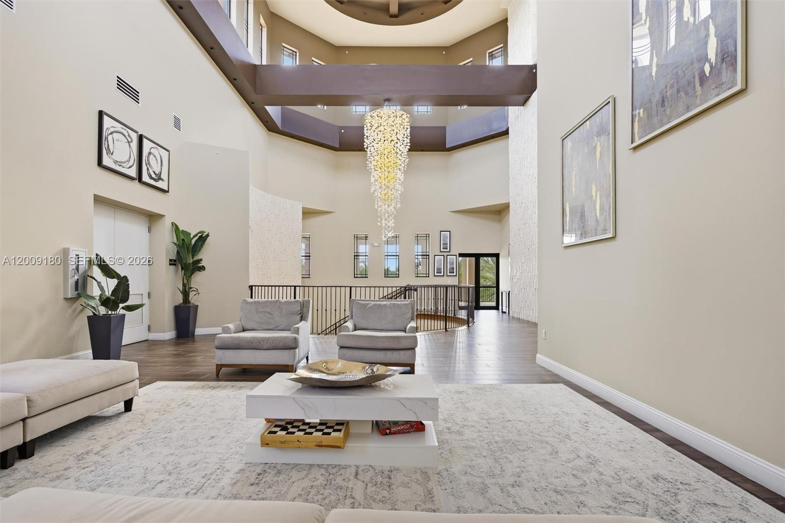 CASCATA AT MIRALAGO - Residential