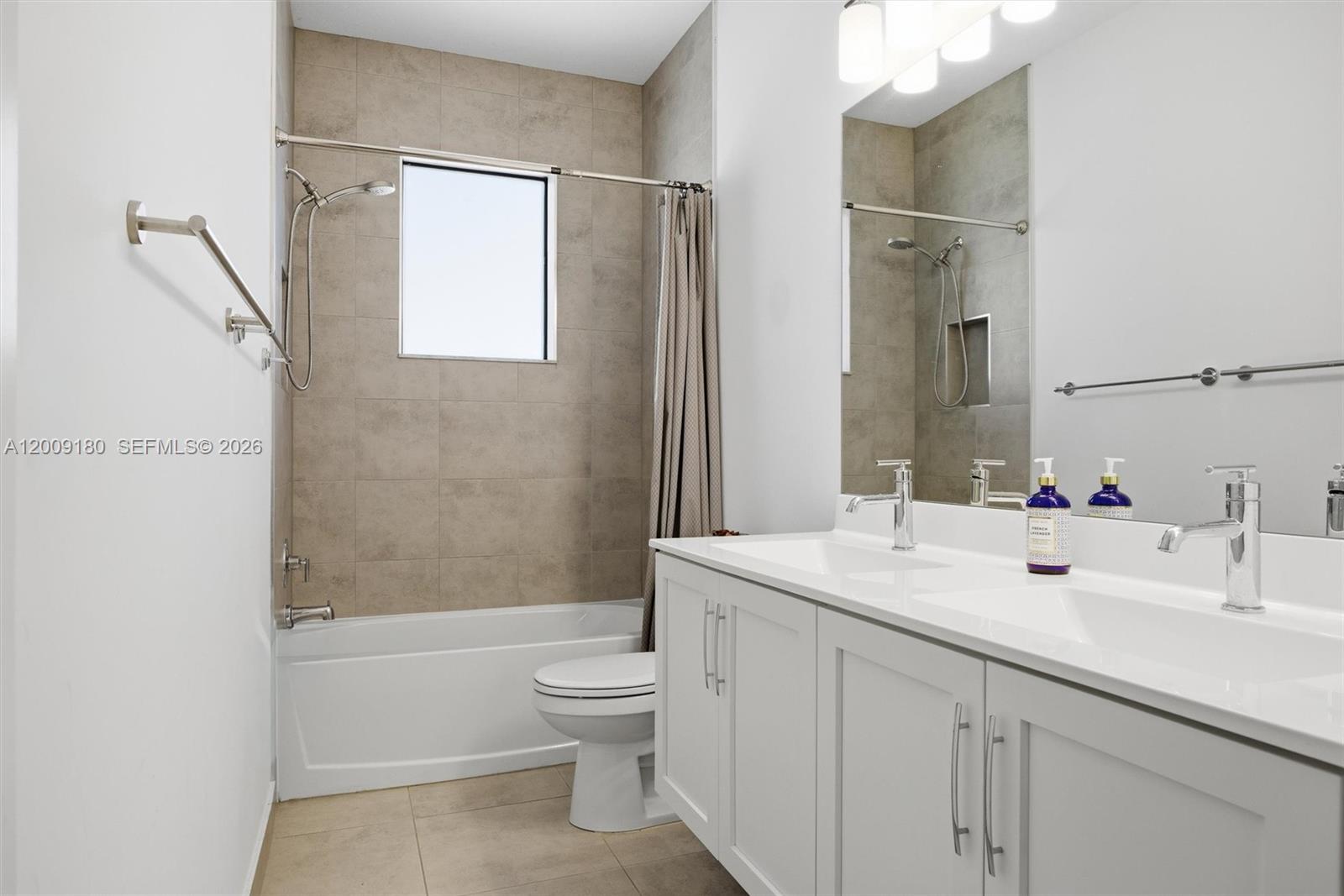 CASCATA AT MIRALAGO - Residential