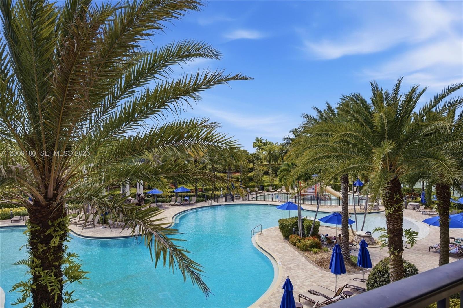 CASCATA AT MIRALAGO - Residential