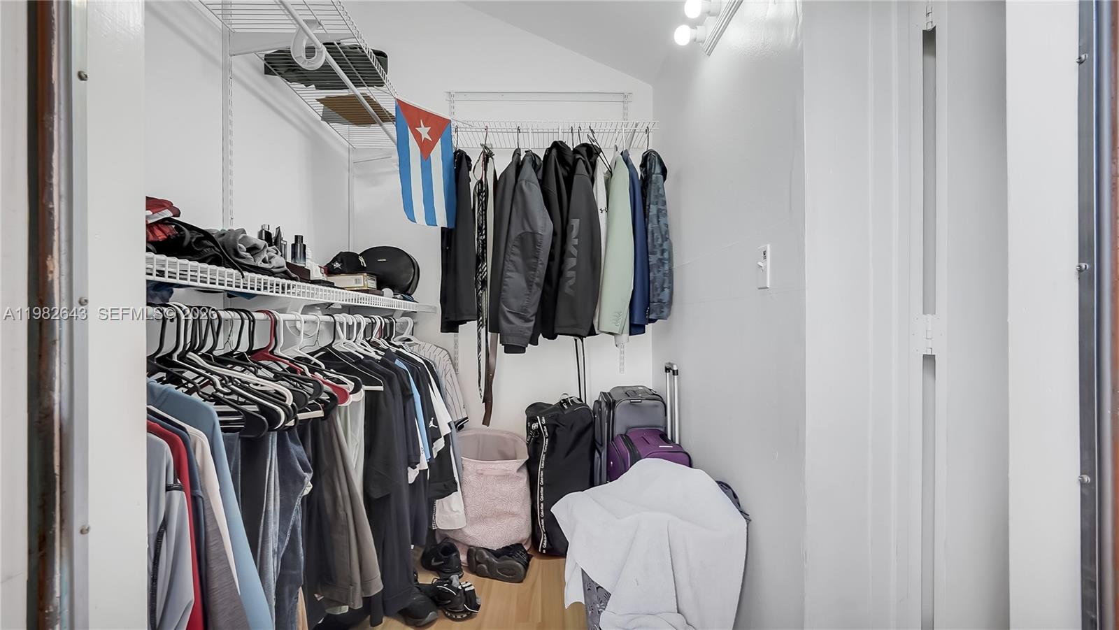 TARACOMA TOWNHOMES CONDO - Residential