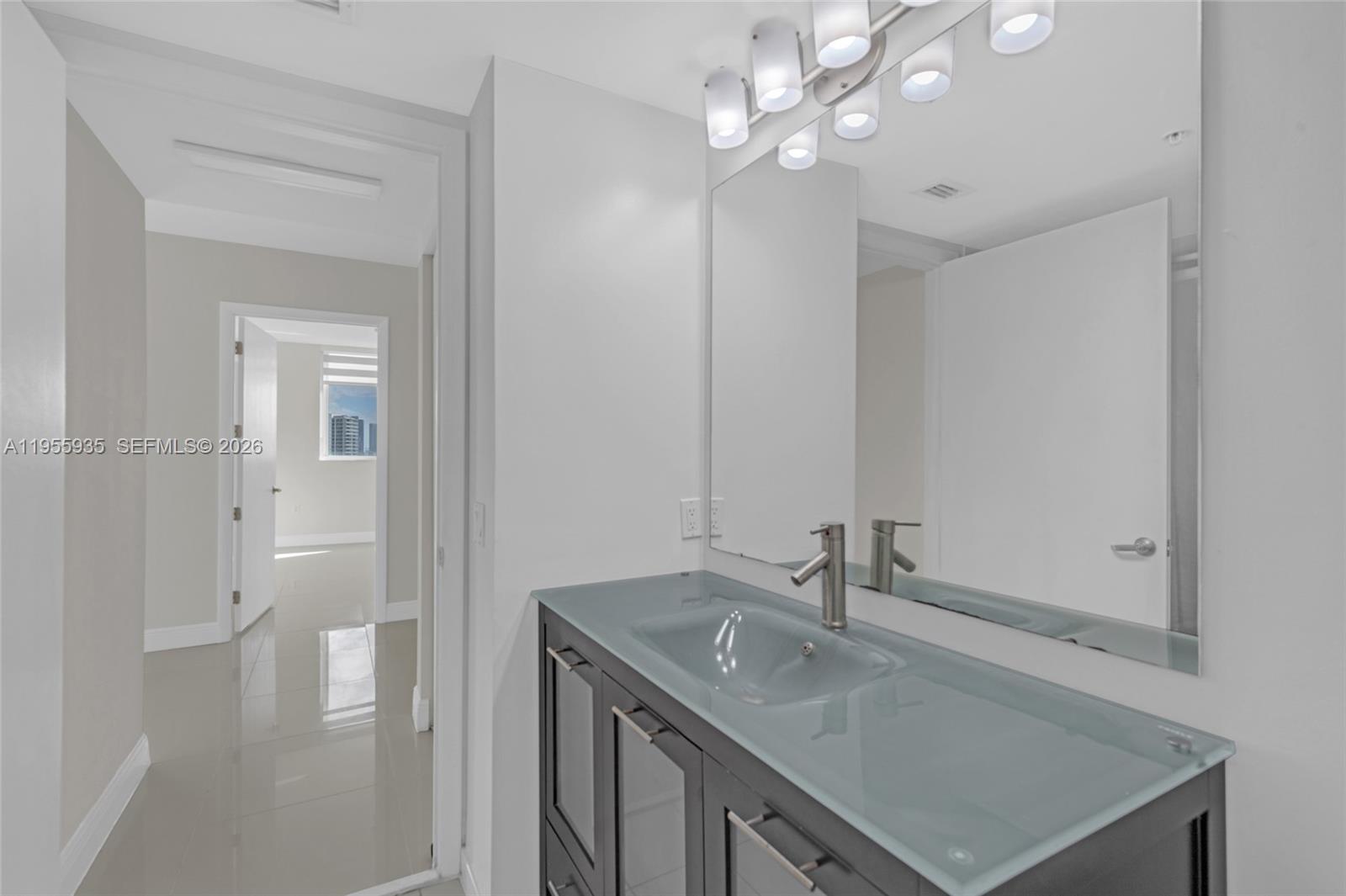 TERRAZAS RIVERPARK VILLAG - Residential