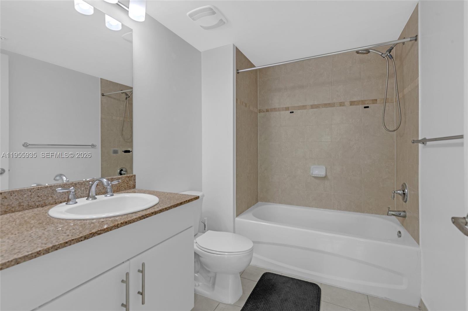 TERRAZAS RIVERPARK VILLAG - Residential