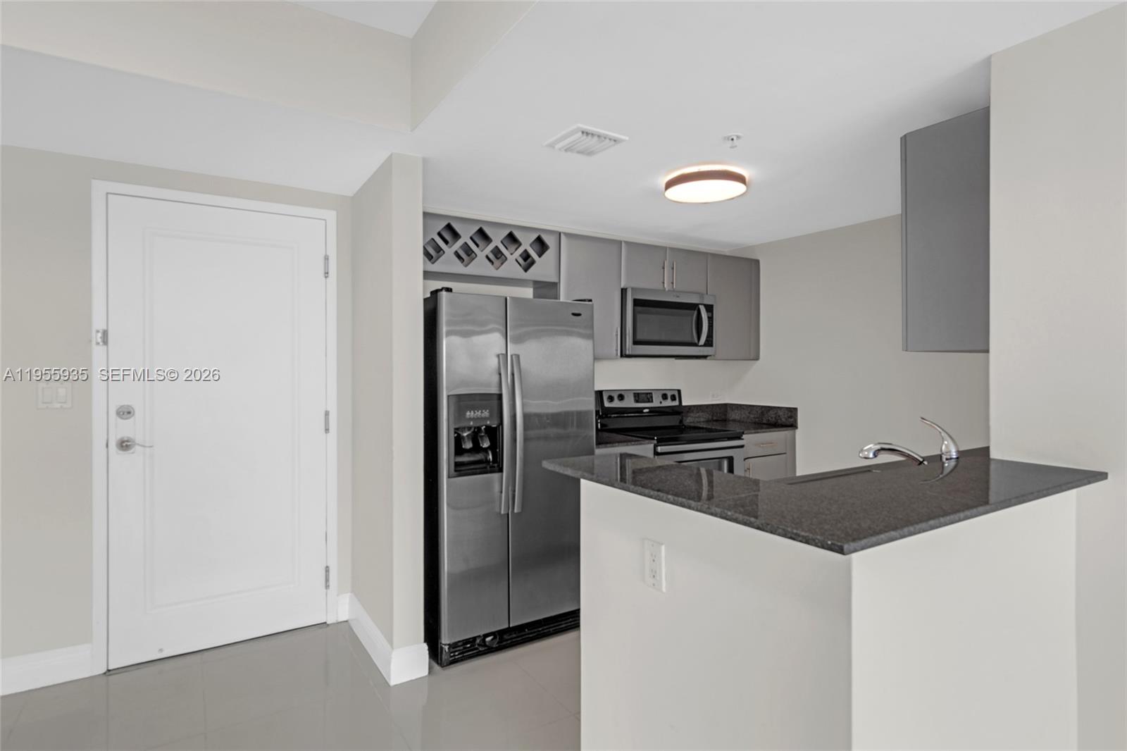 TERRAZAS RIVERPARK VILLAG - Residential