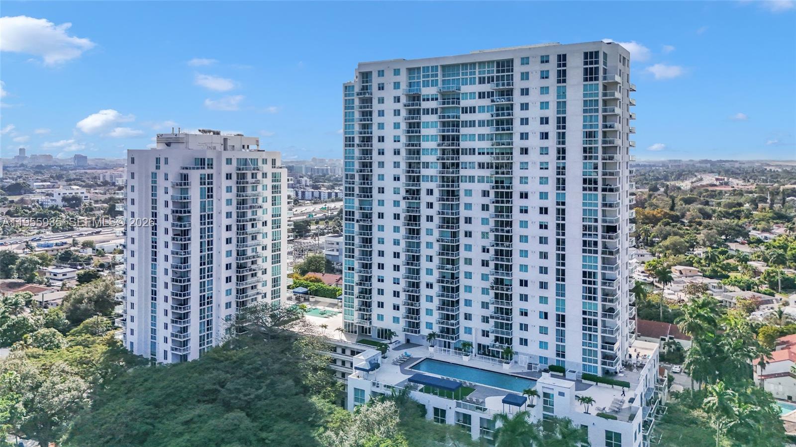 TERRAZAS RIVERPARK VILLAG - Residential