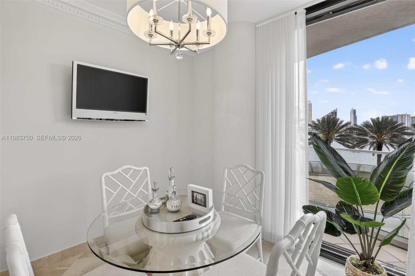 2800 ISL BLVD WILLIAMS IS - Residential