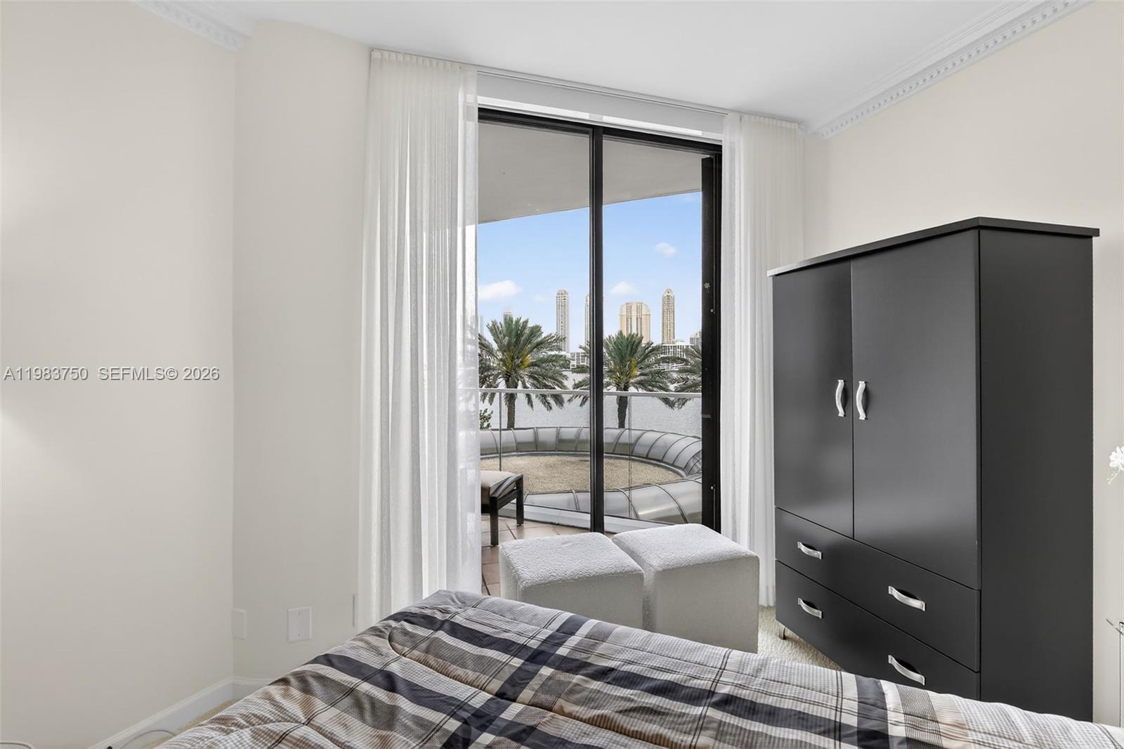 2800 ISL BLVD WILLIAMS IS - Residential