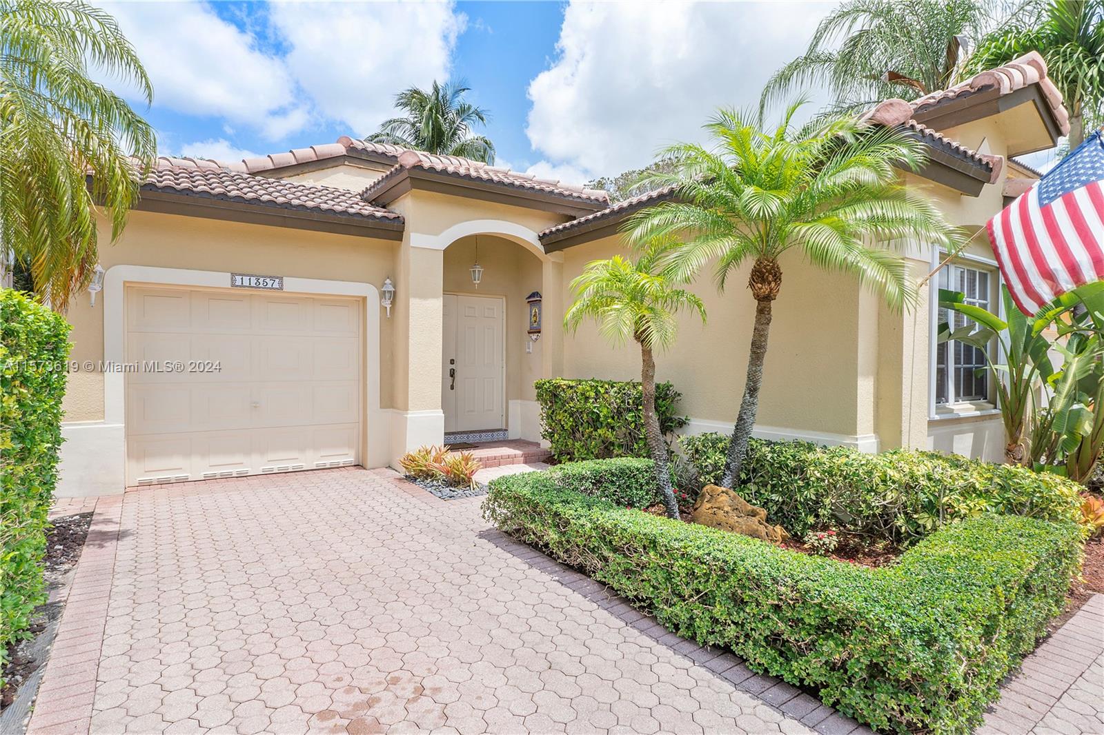 Photo 1 of 11357 Nw 50th Ter Ter, Doral, Florida, $699,500, Web #: 11573619