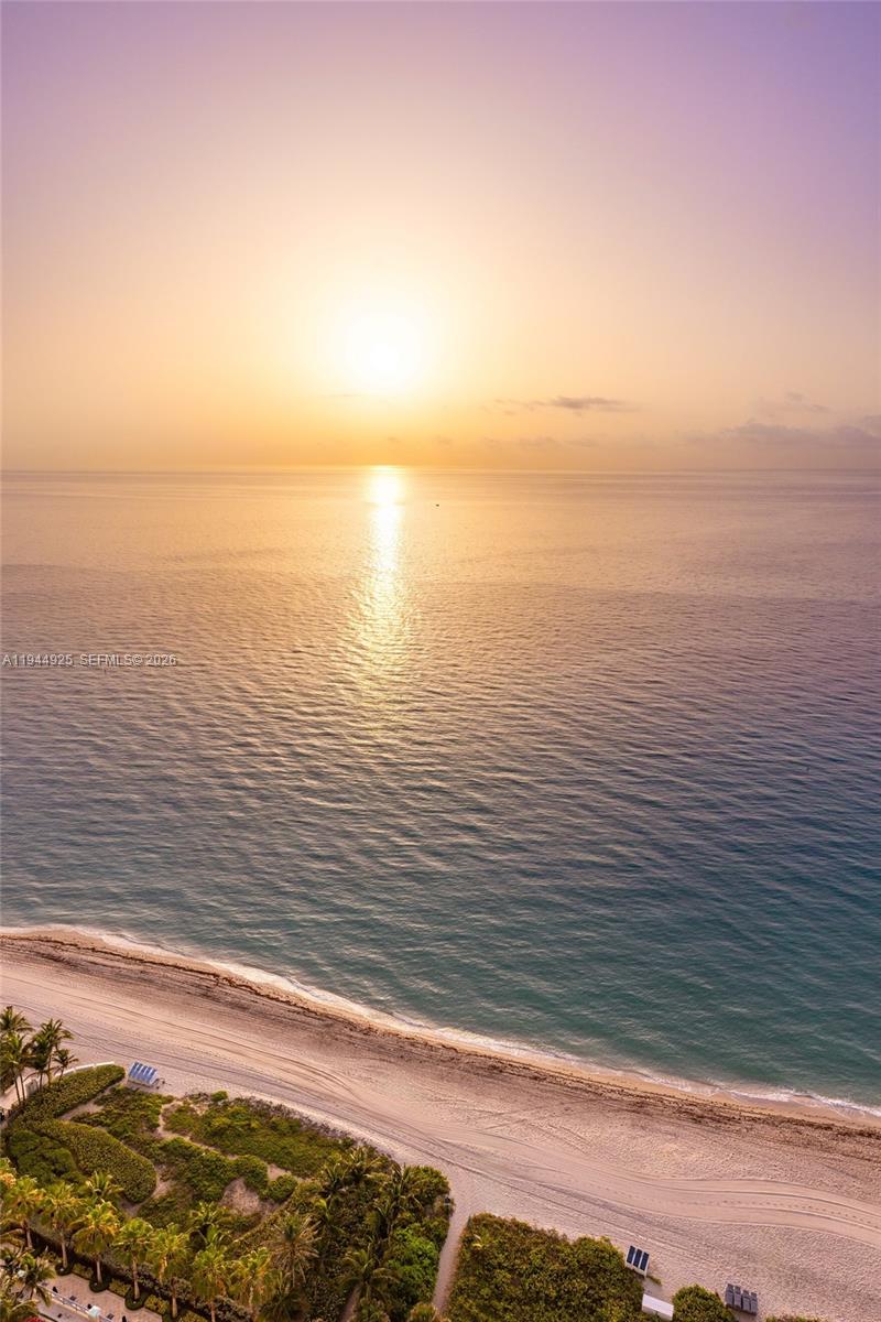 TDR TOWER I CONDO - Residential