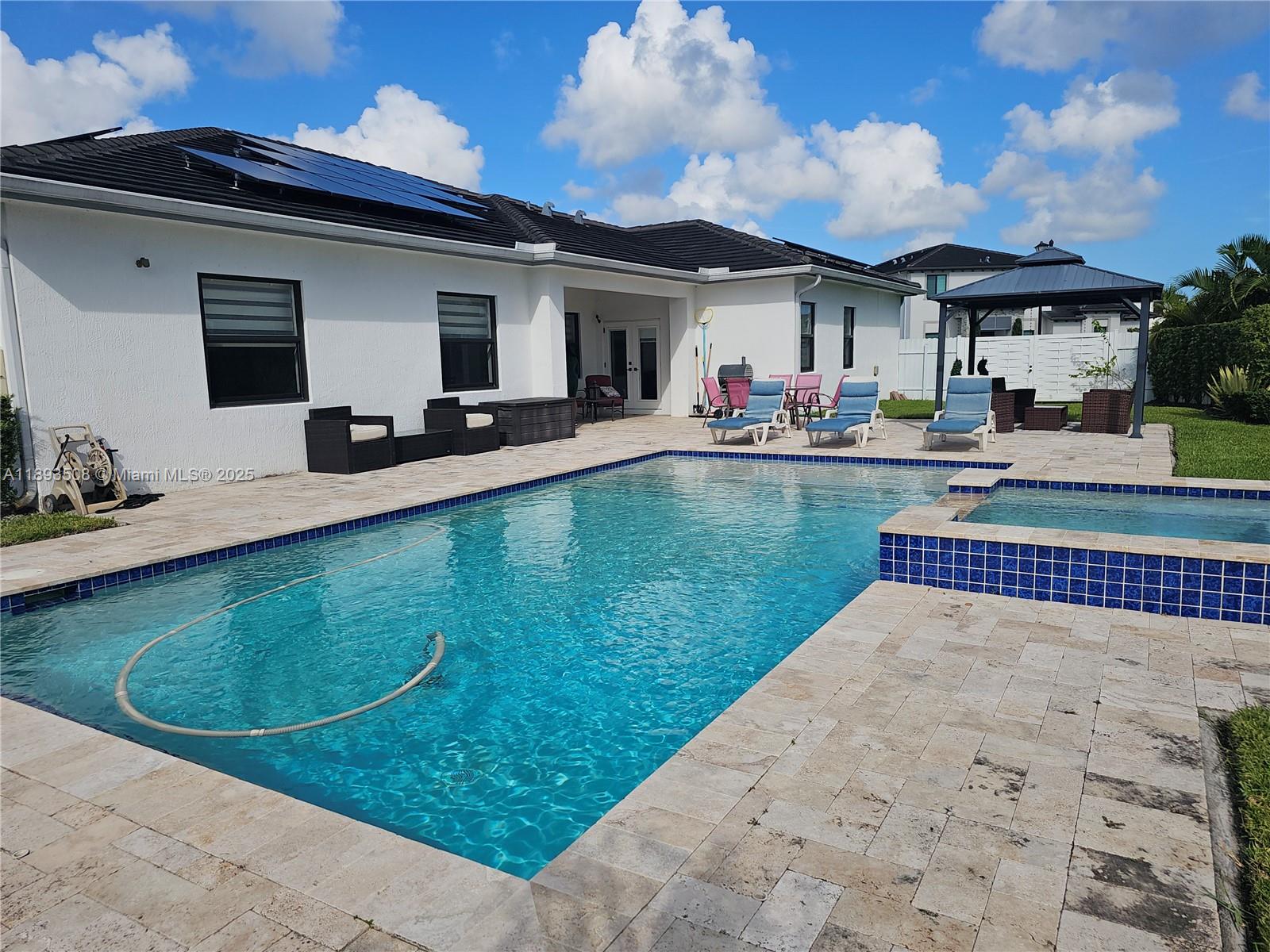 VILHEN DRIVE ESTATES - Residential